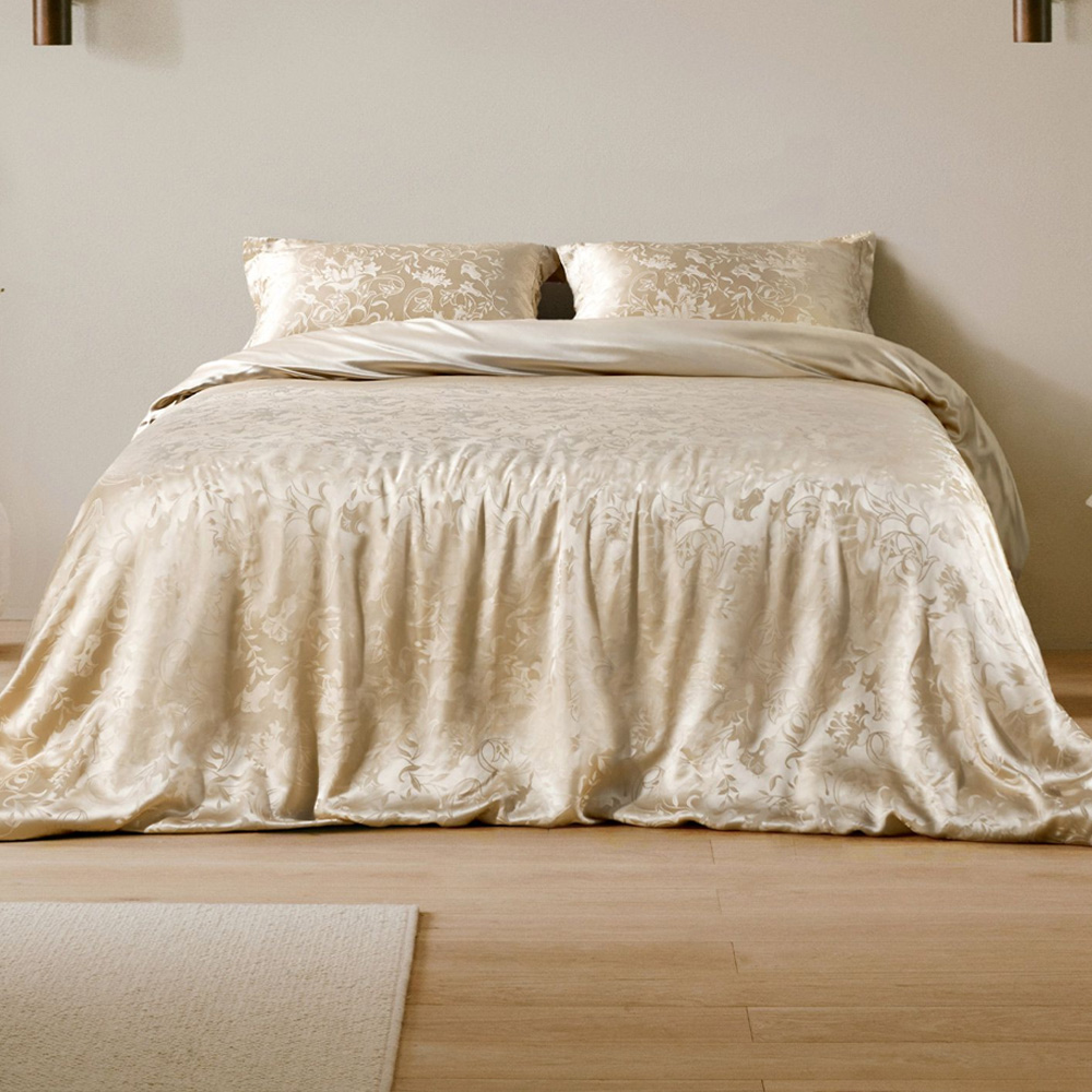 Jacuquard Silk Bedding