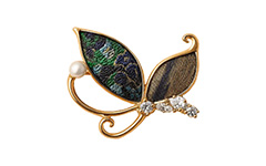 Song brocade  brooch