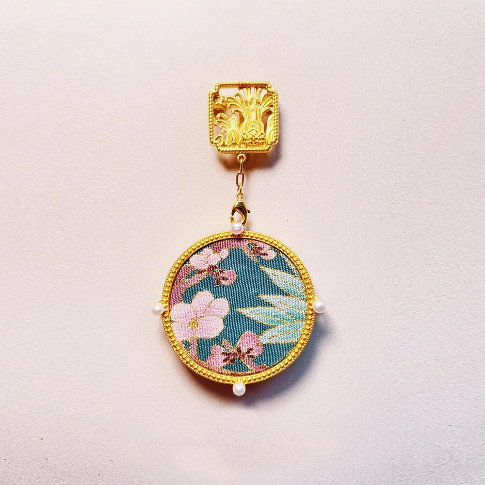 Chinese style floral embroidered round pendant brooch